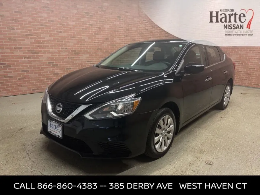 2017 Nissan Sentra S photo 1