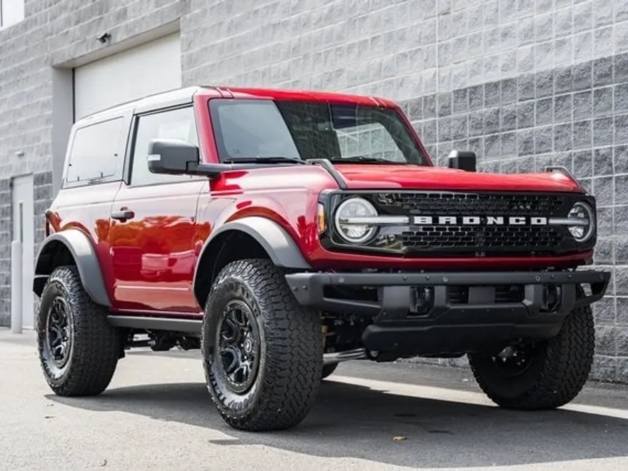 2025 Ford Bronco Badlands photo 1