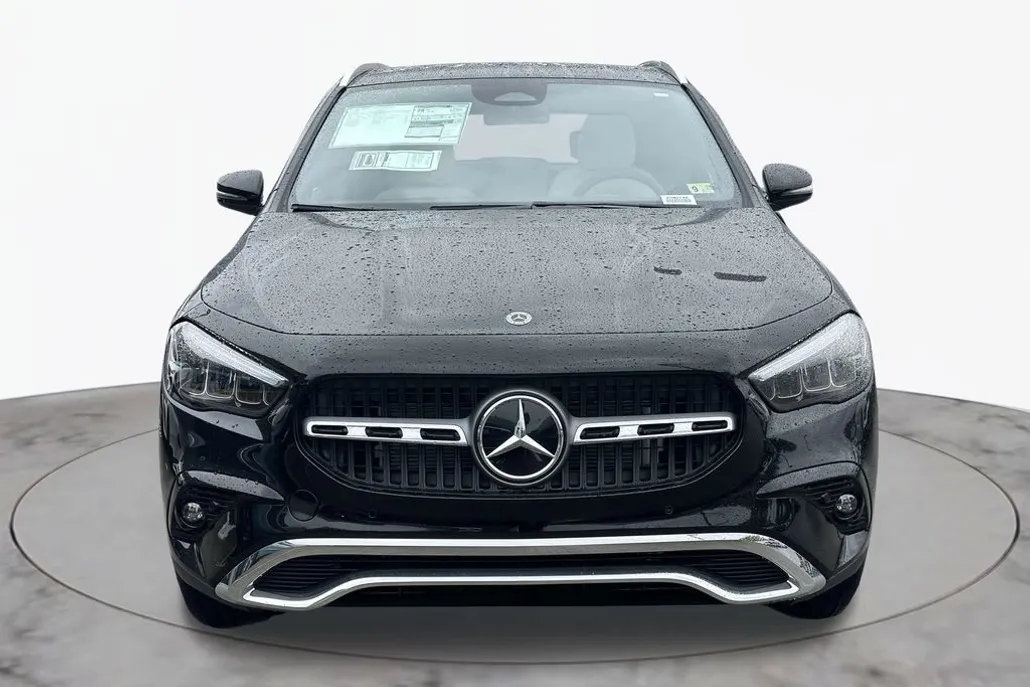 2025 Mercedes Benz GLA 250 4MATIC photo 1