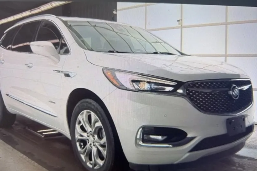 2020 Buick Enclave Avenir photo 1
