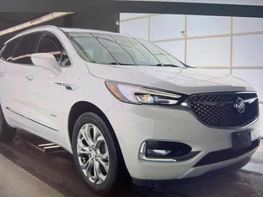2020 Buick Enclave Avenir photo 1