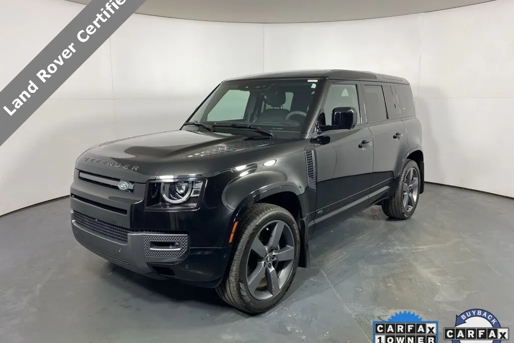 2023 Land Rover Defender 110 photo 1