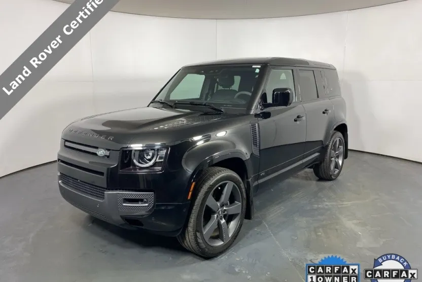 2023 Land Rover Defender 110 photo 1