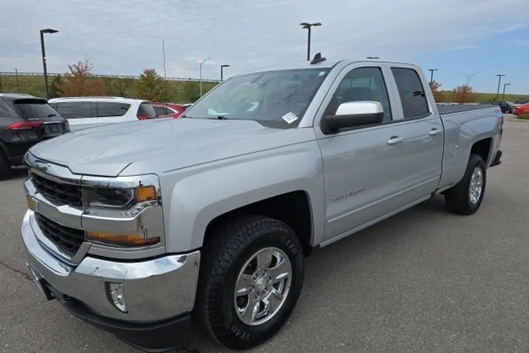 2016 Chevrolet Silverado 1500 LT1 photo 1
