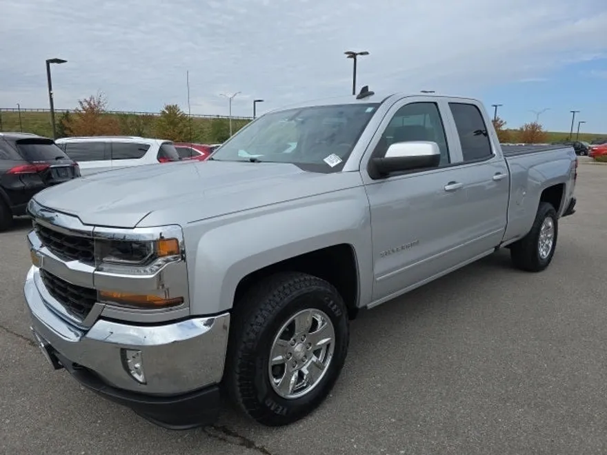 2016 Chevrolet Silverado 1500 LT1 photo 1
