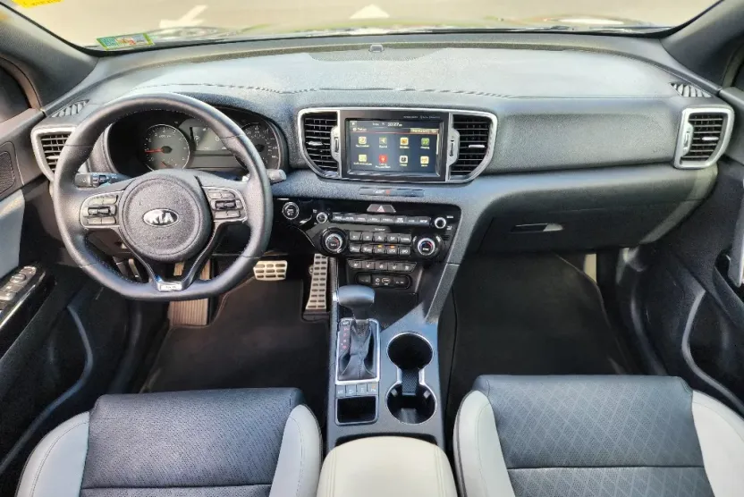 2017 Kia Sportage SX Turbo photo 1