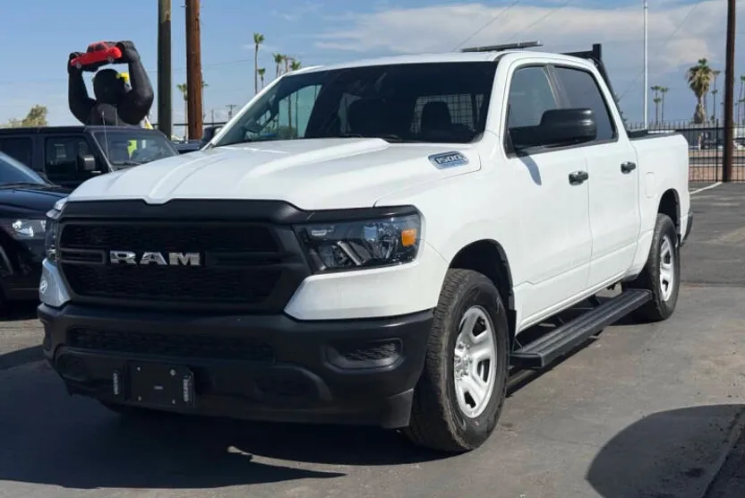 2023 Ram 1500 Tradesman photo 1