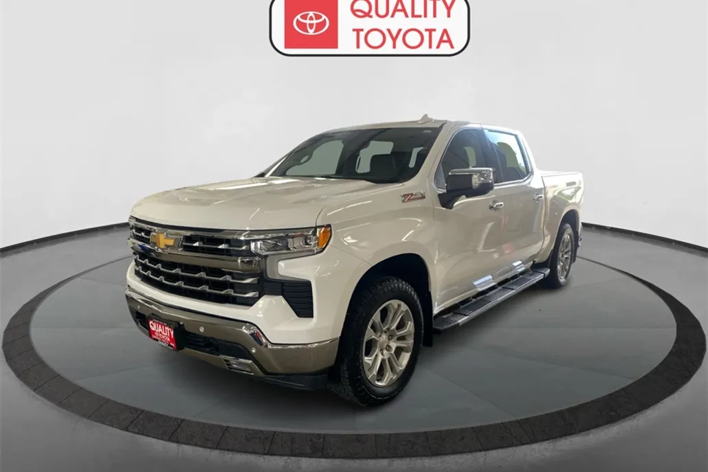2023 Chevrolet Silverado 1500 LTZ photo 1
