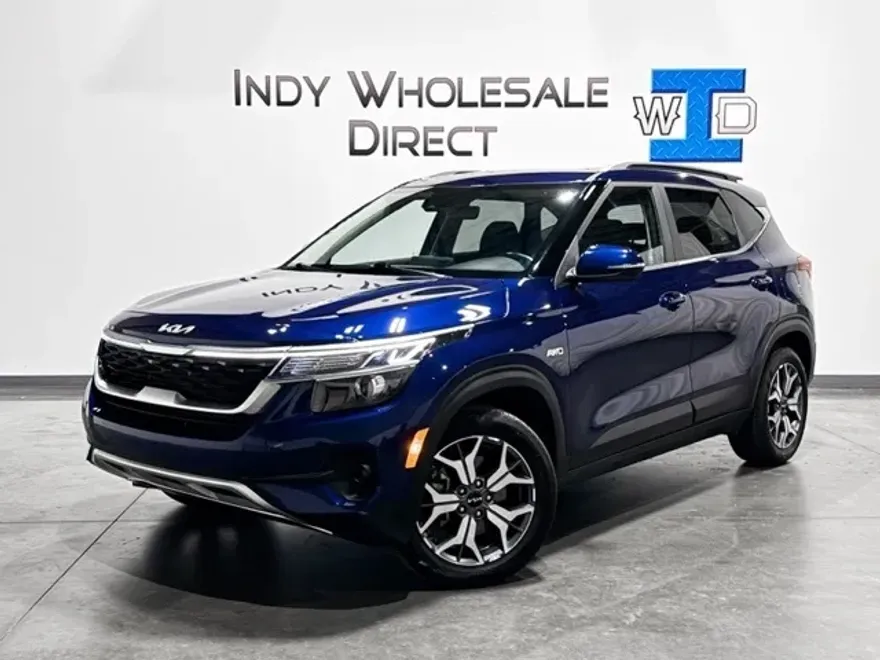 2023 Kia Seltos EX photo 1