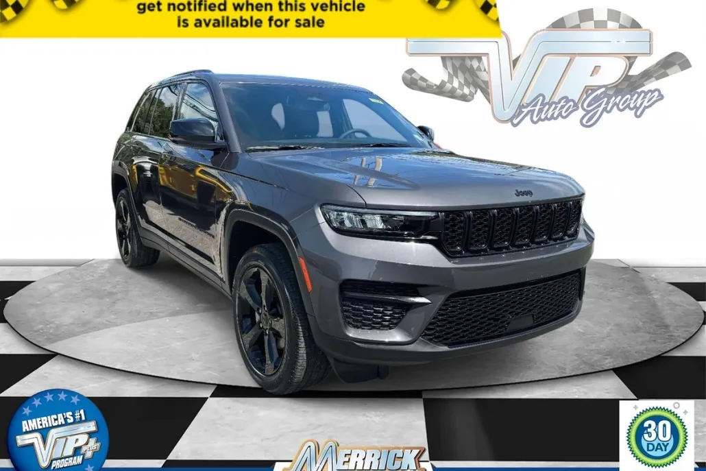 2023 Jeep Grand Cherokee Altitude photo 1