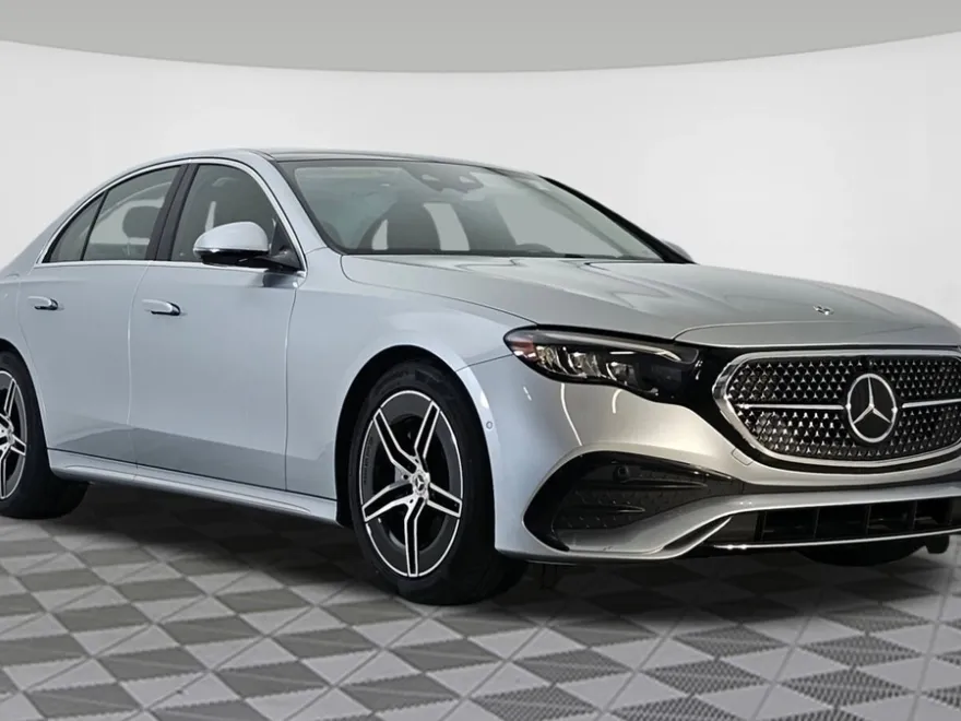 2025 Mercedes Benz E 350 4MATIC Sedan photo 1