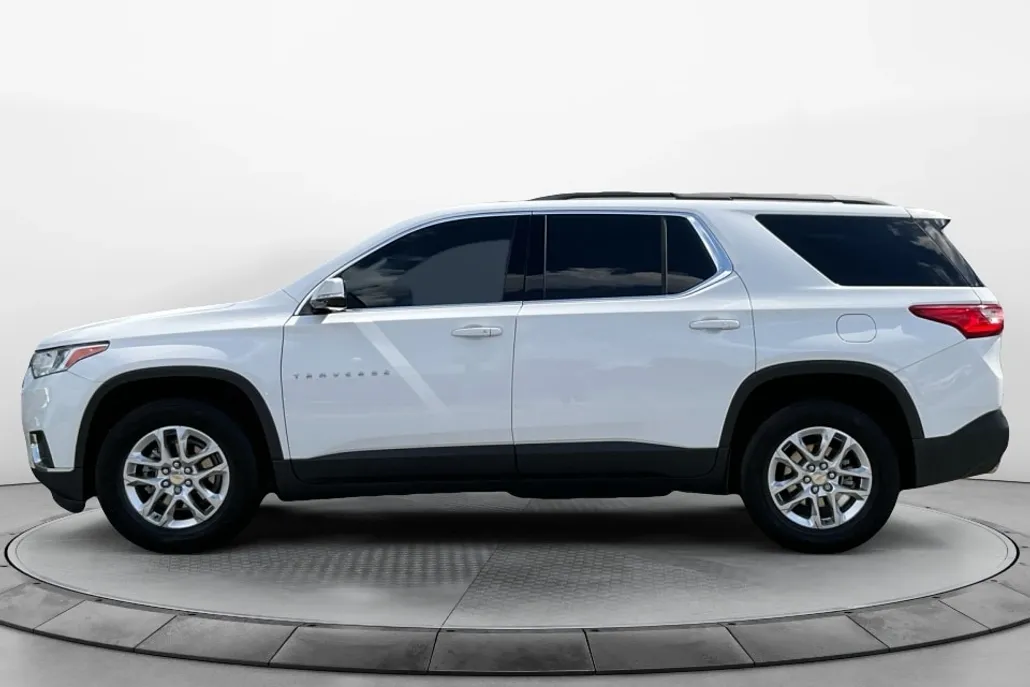 2020 Chevrolet Traverse Cloth 1LT photo 1