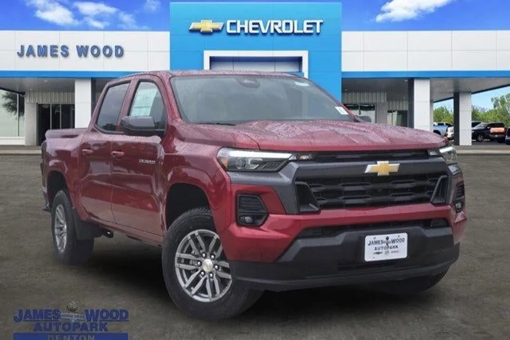 2026 Chevrolet Colorado LT photo 1