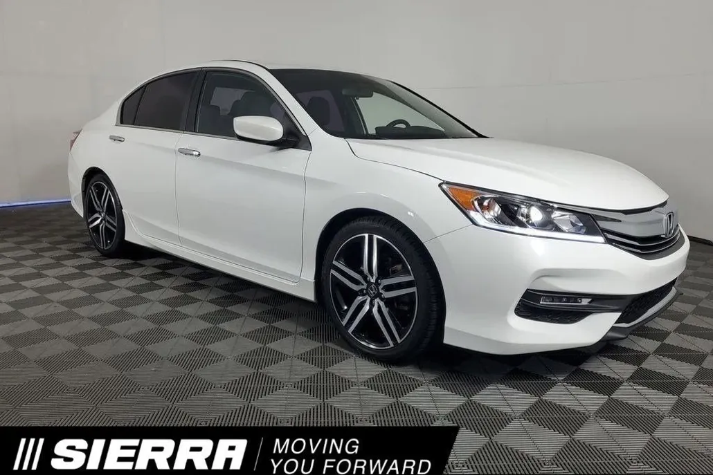 2017 Honda Accord Sport photo 1