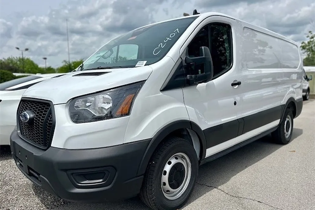 2025 Ford Transit photo 1