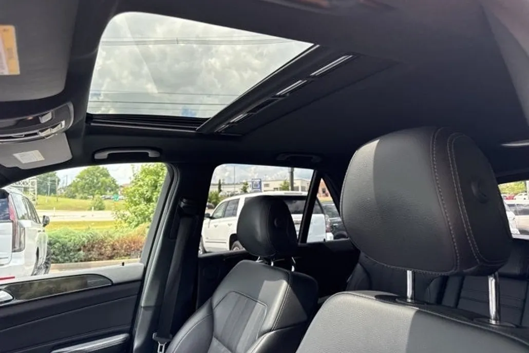 2018 Mercedes Benz GLE 350 4MATIC photo 1