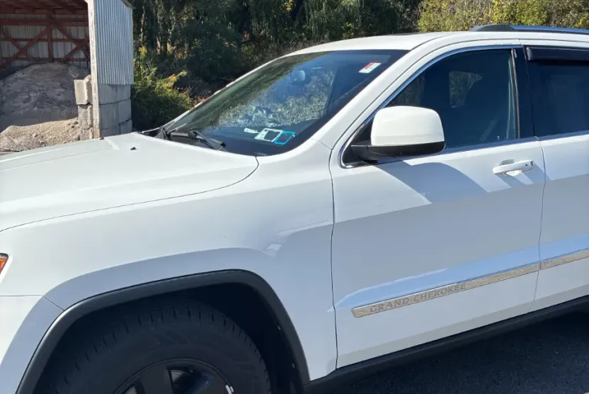 2013 Jeep Grand Cherokee Laredo photo 1