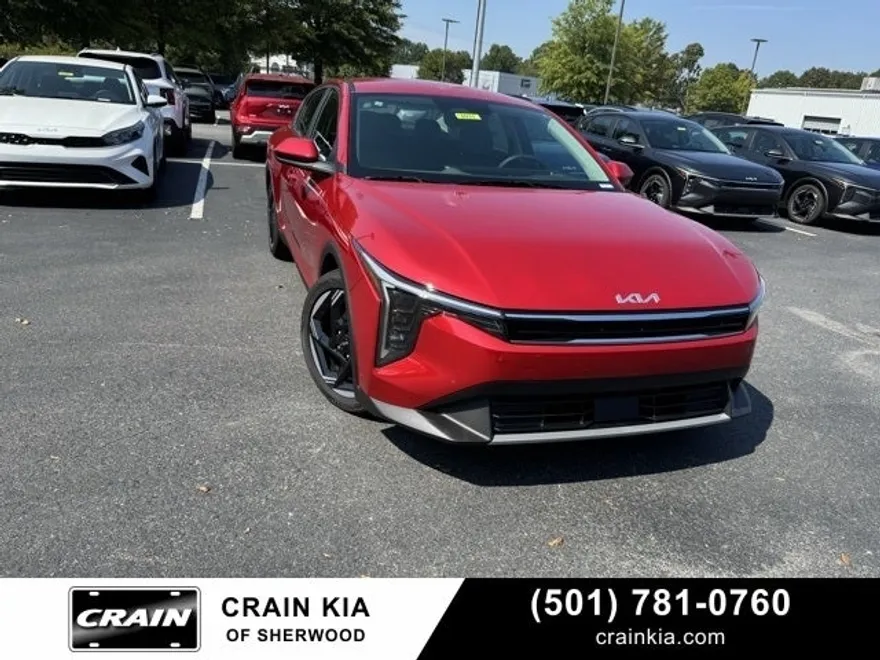 2025 Kia K4 EX photo 1