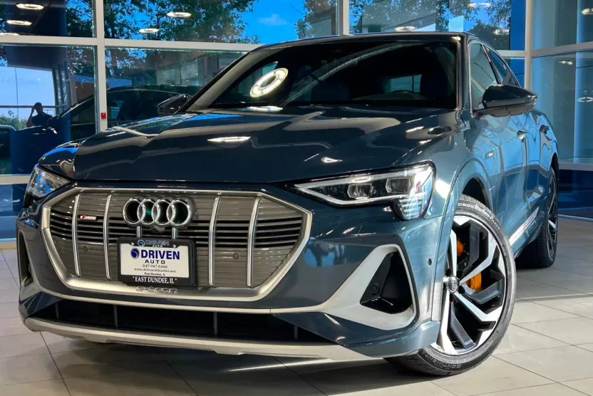 2020 Audi e-tron Sportback Prestige photo 1