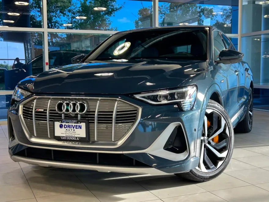2020 Audi e-tron Sportback Prestige photo 1