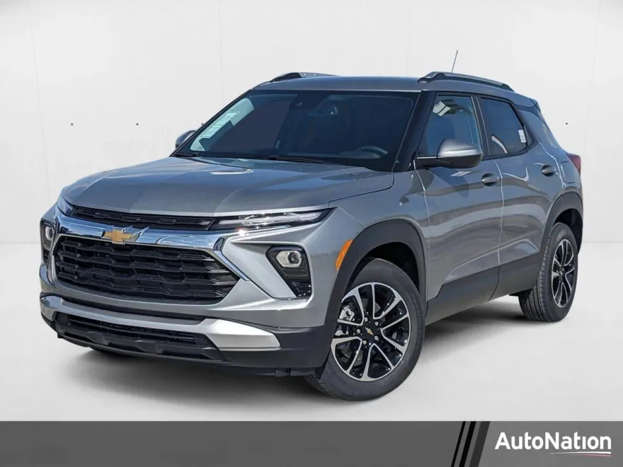 2025 Chevrolet Trailblazer LT photo 1