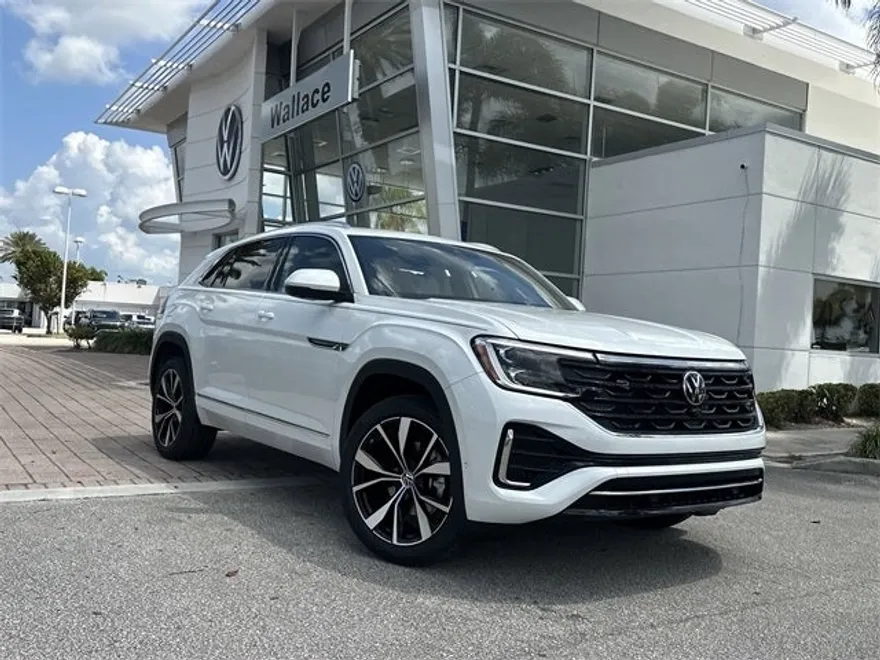 2025 Volkswagen Atlas Cross Sport SEL Premium R-Line photo 1