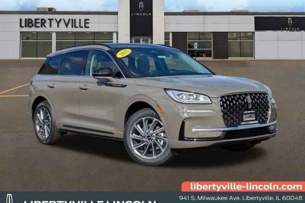 2025 Lincoln Corsair Grand Touring photo 1