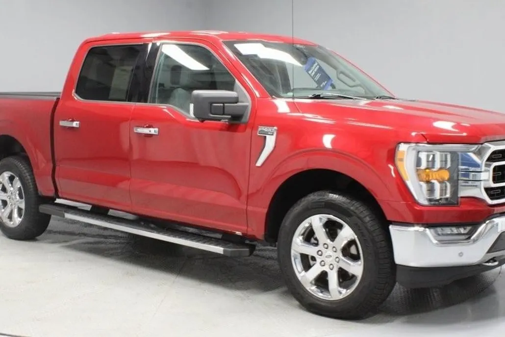 2021 Ford F-150 XLT photo 1