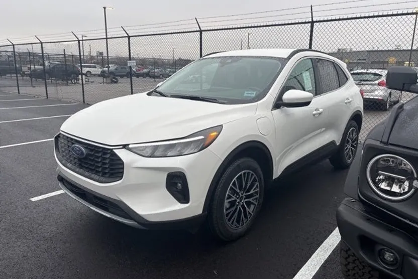 2025 Ford Escape Plug-In Hybrid Base photo 1