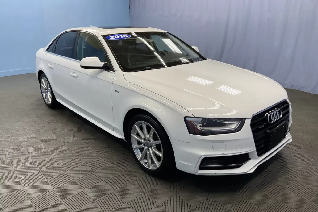 2016 Audi A4 2.0T Premium Quattro photo 1