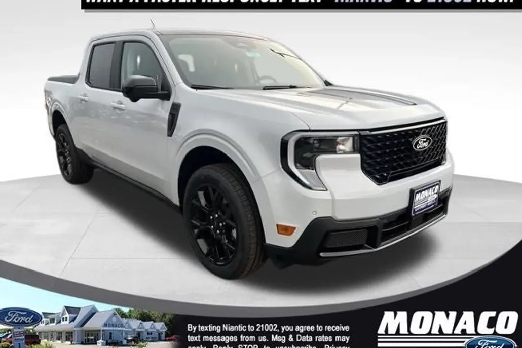 2025 Ford Maverick Lariat photo 1