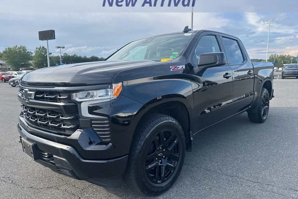 2023 Chevrolet Silverado 1500 RST Z71 photo 1