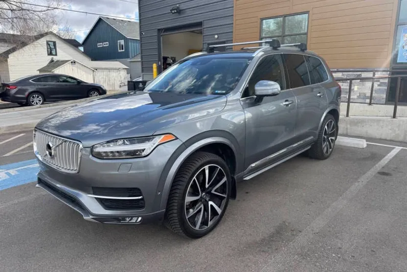 2018 Volvo XC90 T6 Inscription photo 1