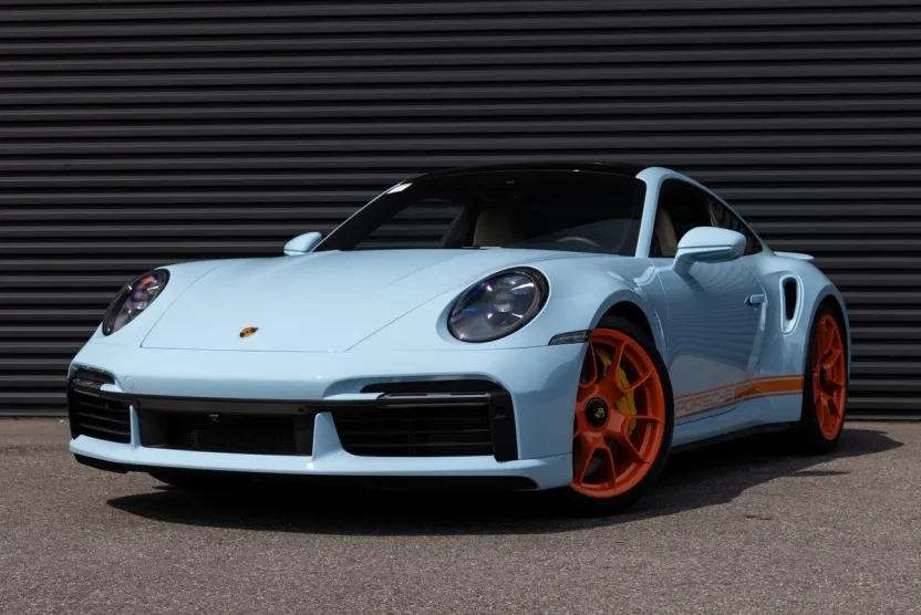 2022 Porsche 911 Turbo S photo 1
