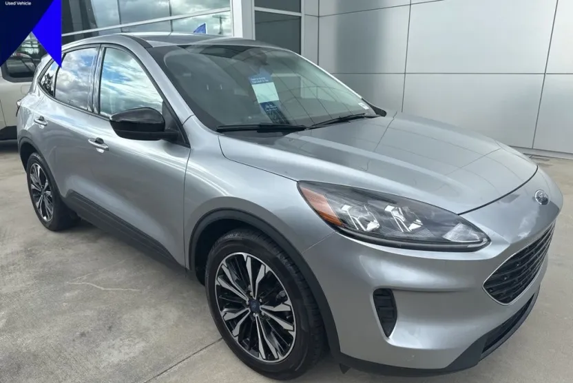 2022 Ford Escape SE photo 1