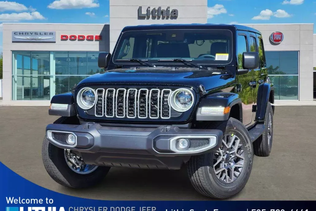 2025 Jeep Wrangler Sahara photo 1