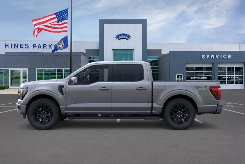 2025 Ford F-150 Lariat photo 1