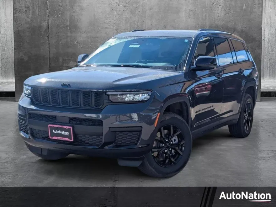 2025 Jeep Grand Cherokee Altitude photo 1