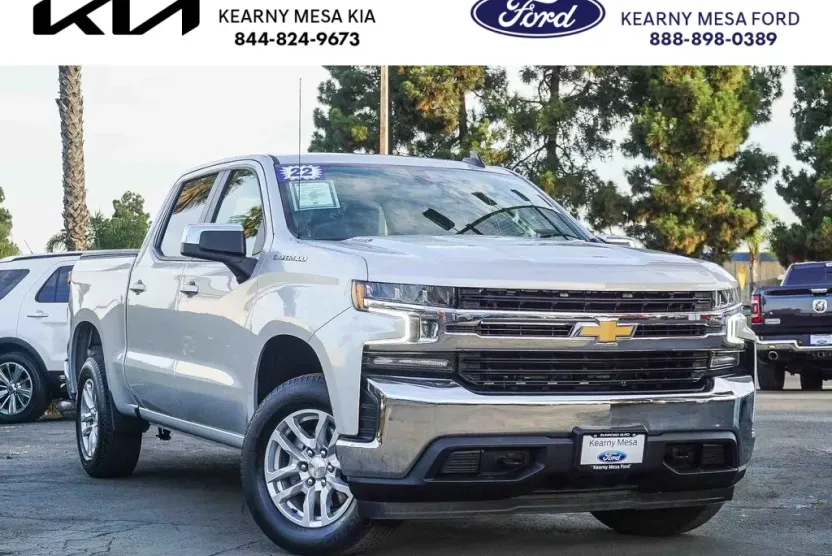 2022 Chevrolet Silverado 1500 LT photo 1