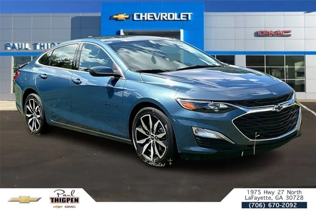 2025 Chevrolet Malibu RS photo 1