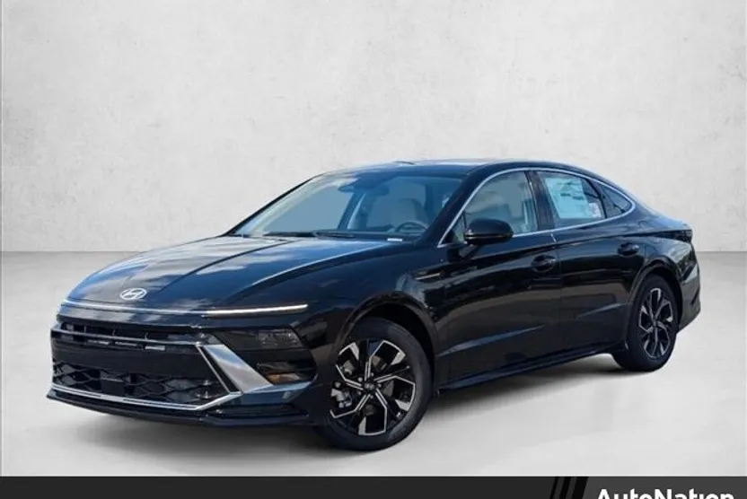 2024 Hyundai Sonata SEL photo 1