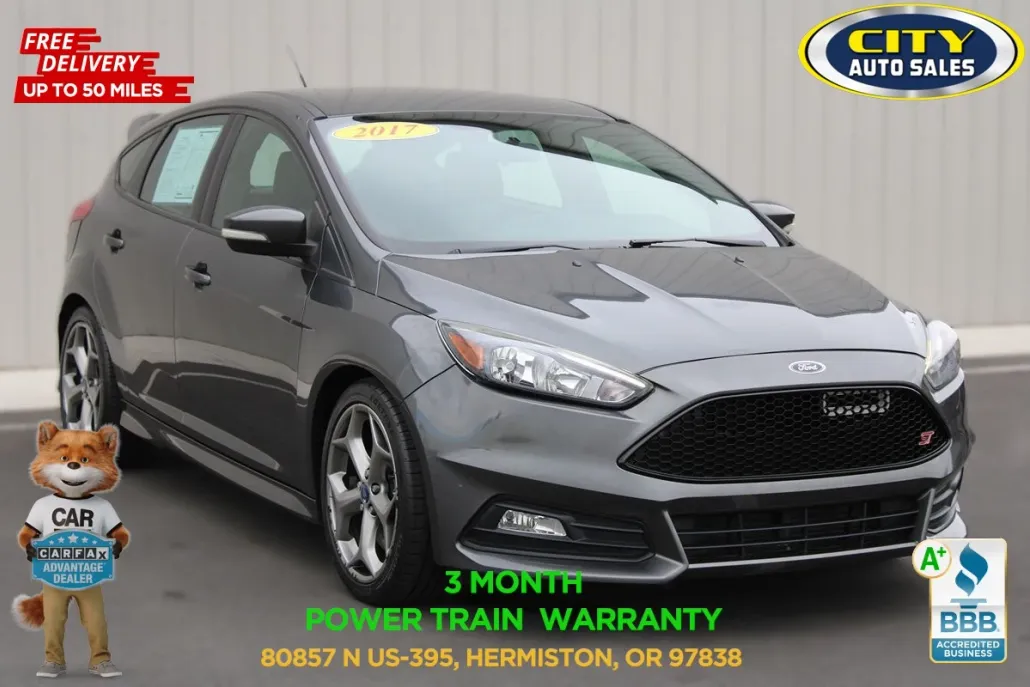 2017 Ford Focus ST photo 1