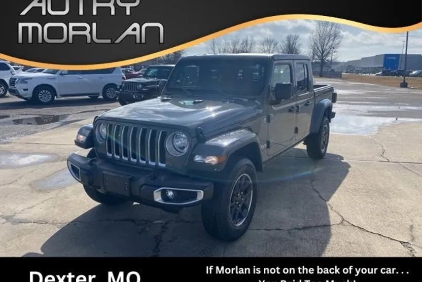 2023 Jeep Gladiator Overland photo 1