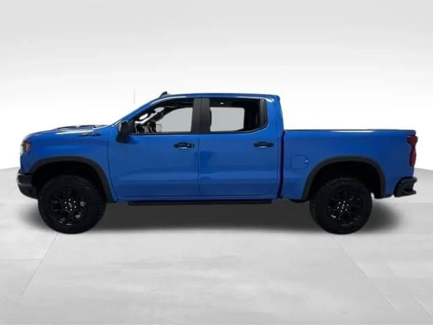 2025 Chevrolet Silverado 1500 ZR2 photo 1