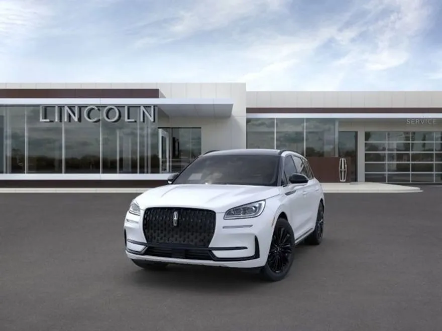 2025 Lincoln Corsair Grand Touring photo 2