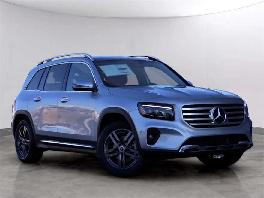 2025 Mercedes Benz GLB 250 4MATIC photo 1