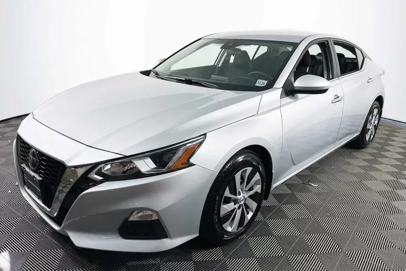 2021 Nissan Altima 2.5 S photo 1