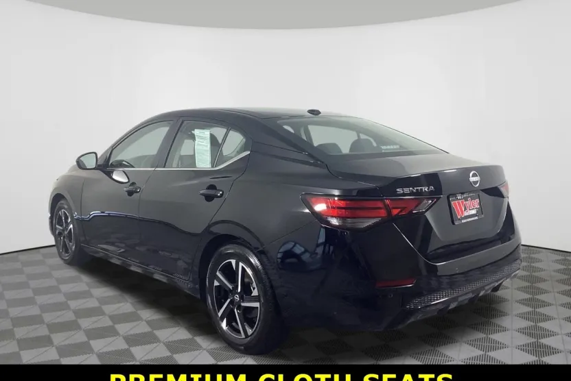 2025 Nissan Sentra SV photo 1