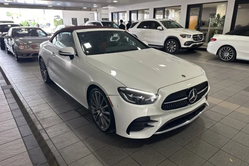 2023 Mercedes Benz E 450 photo 1