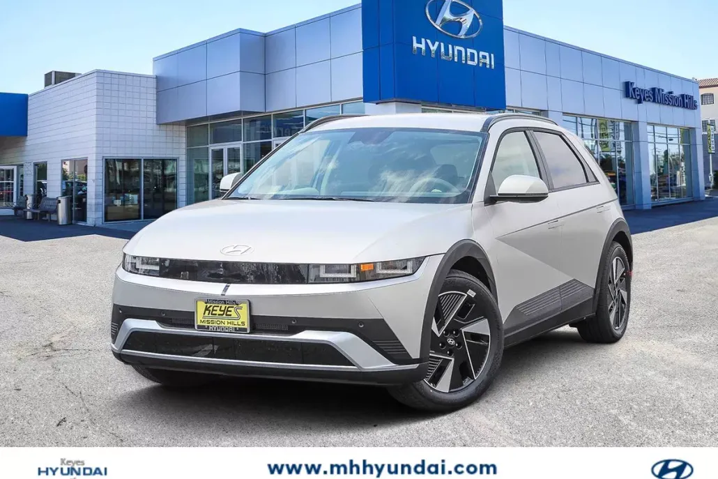 2025 Hyundai Ioniq 5 SEL photo 1